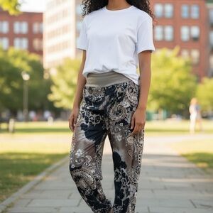 SHEIN Black and Gray Paisley Joggers